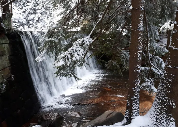 Przy Szlaku, Górny, żołnierska 73a * Podgórzyn